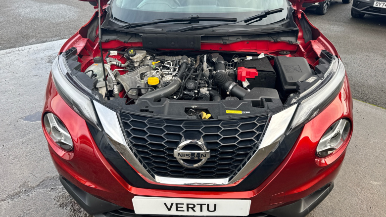 Nissan Juke 1.0 DiG-T N-Connecta 5dr Petrol Hatchback